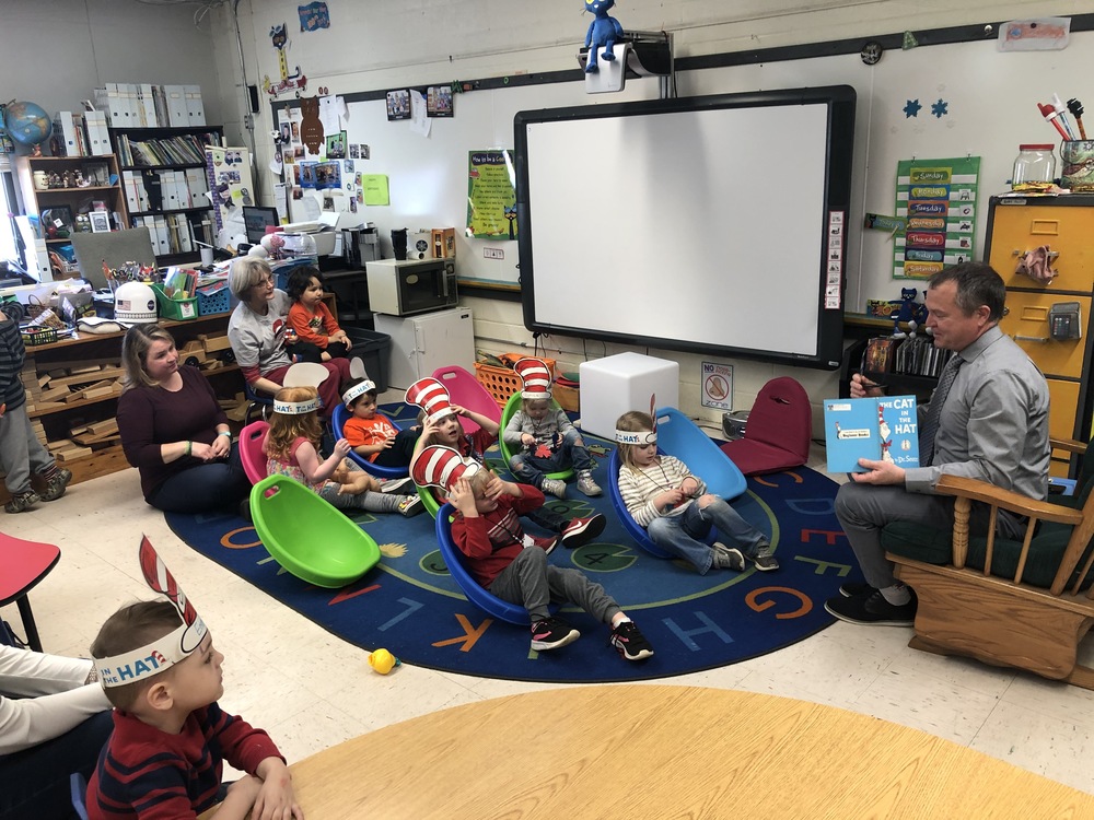 Superintendent Reading "Cat in the Hat" to Early Childhood